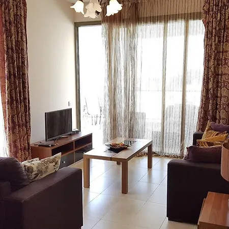 Danaos 303 Appartamento Paphos