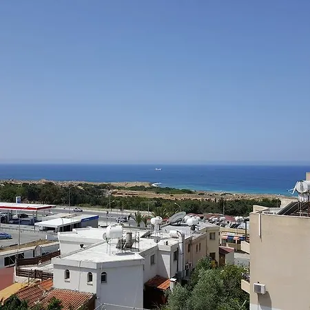Danaos 303 *